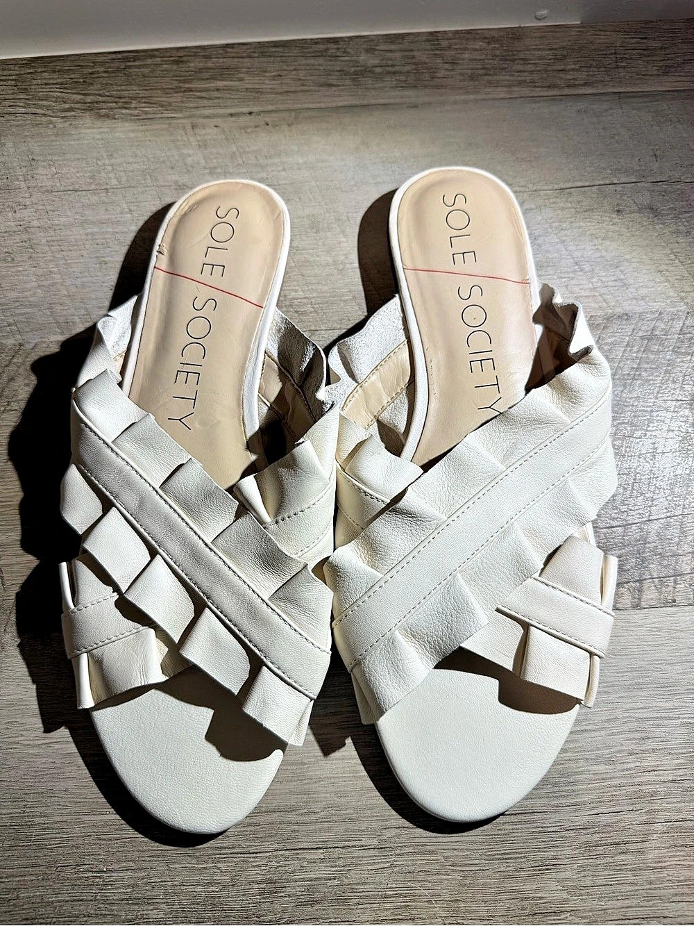Sole Society White Leather Flat Sandals